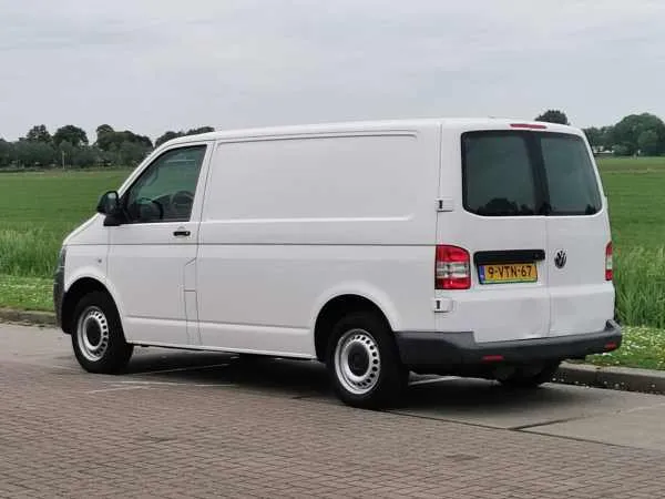 Volkswagen Transporter BENZINE Image 5